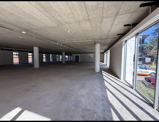 825M² OFFICE TO LET IN MELROSE ESTATE